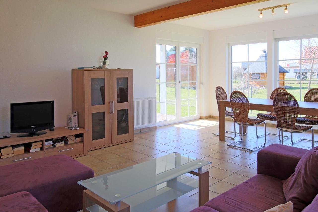 Ferienhaus Luessvitz Ummanz Exteriör bild