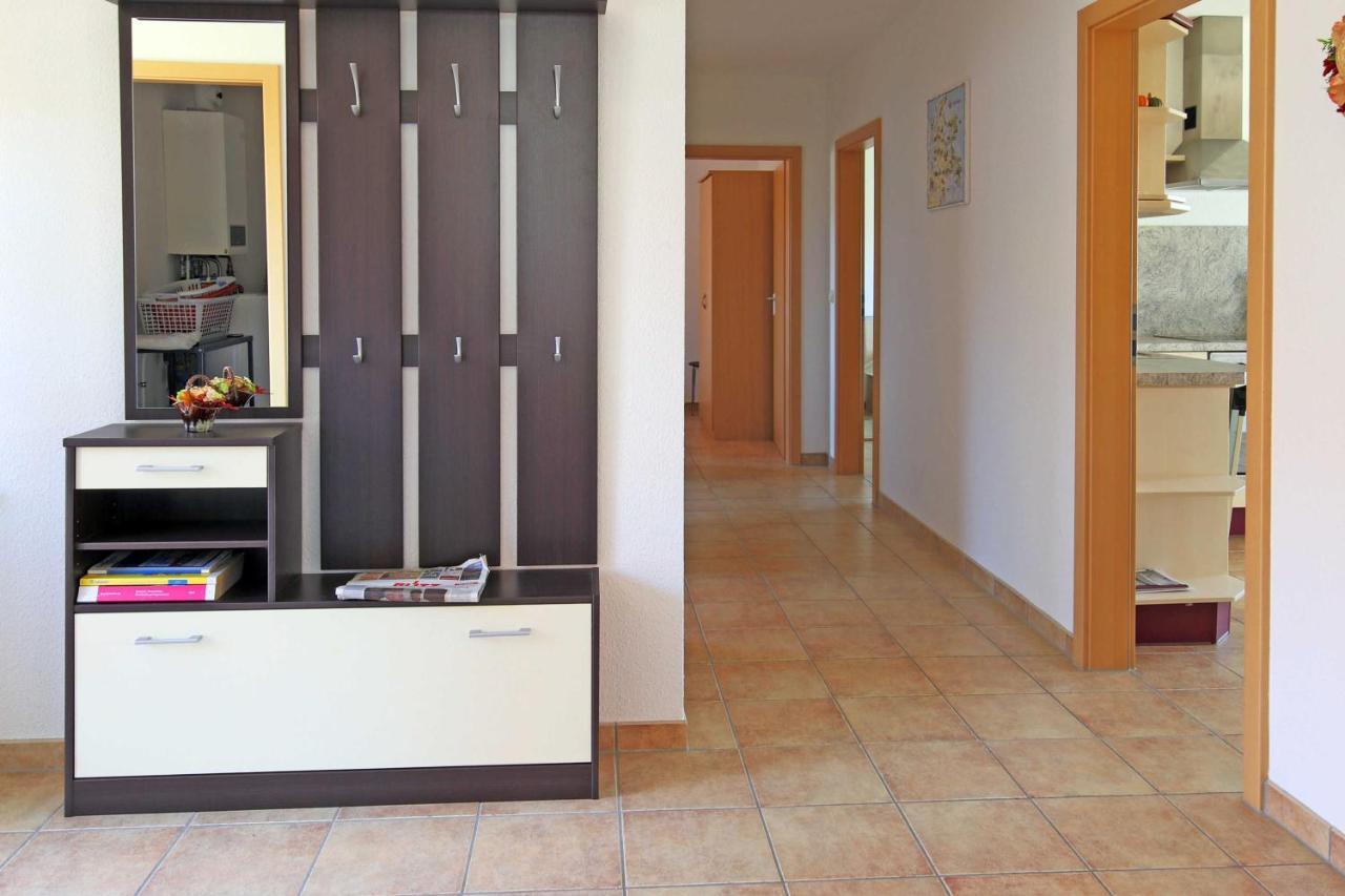 Ferienhaus Luessvitz Ummanz Exteriör bild