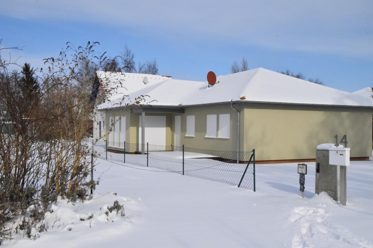 Ferienhaus Luessvitz Ummanz Exteriör bild